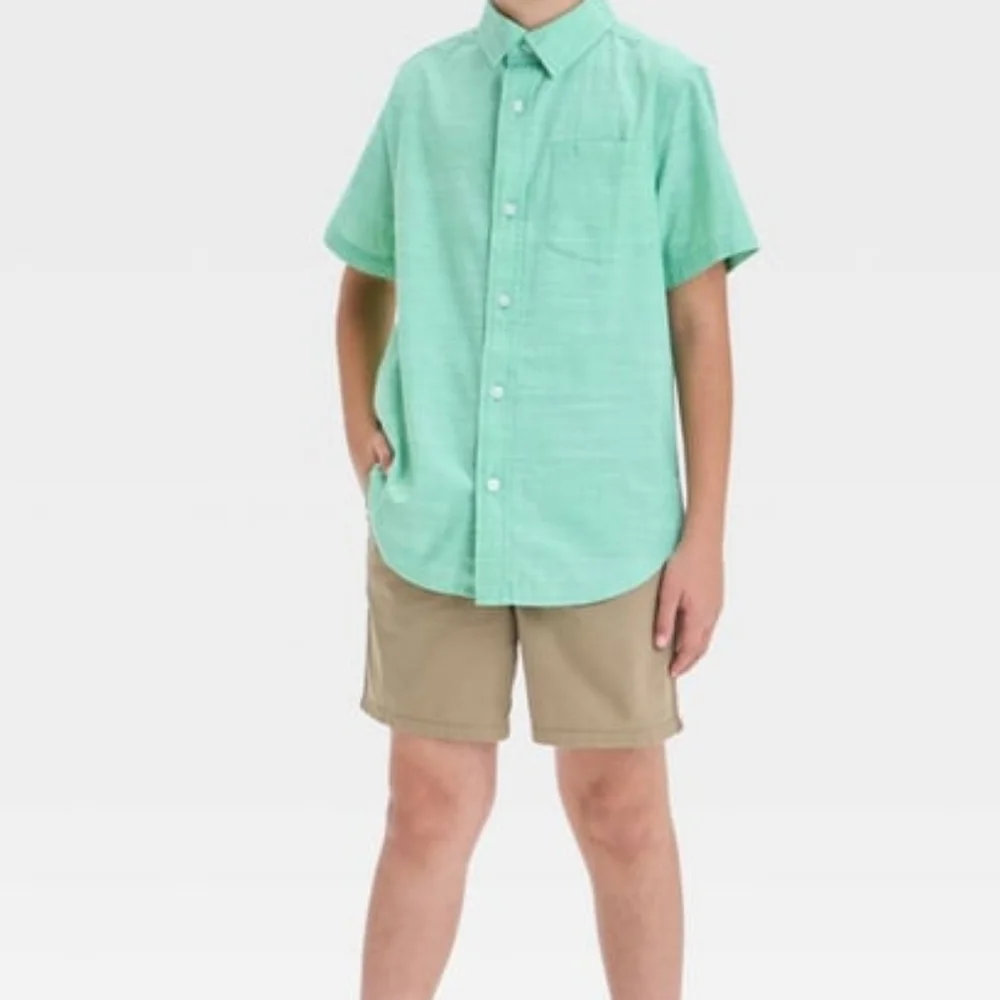 Cat & Jack Light Green Button-Down Shirt